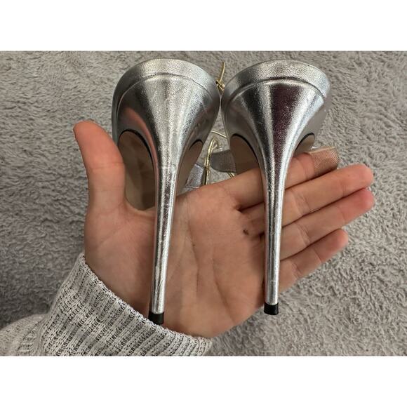 Gucci Whona Crystal Embellished Metallic Leather Sandals EU 39 STORE MODEL - Picture 5 of 9